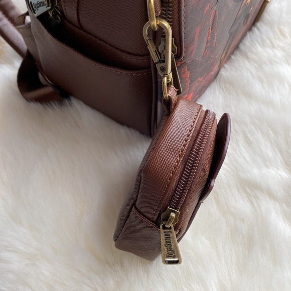 LOUNGEFLY BACKPACK INDIANA JONES - Picture 5 of 6